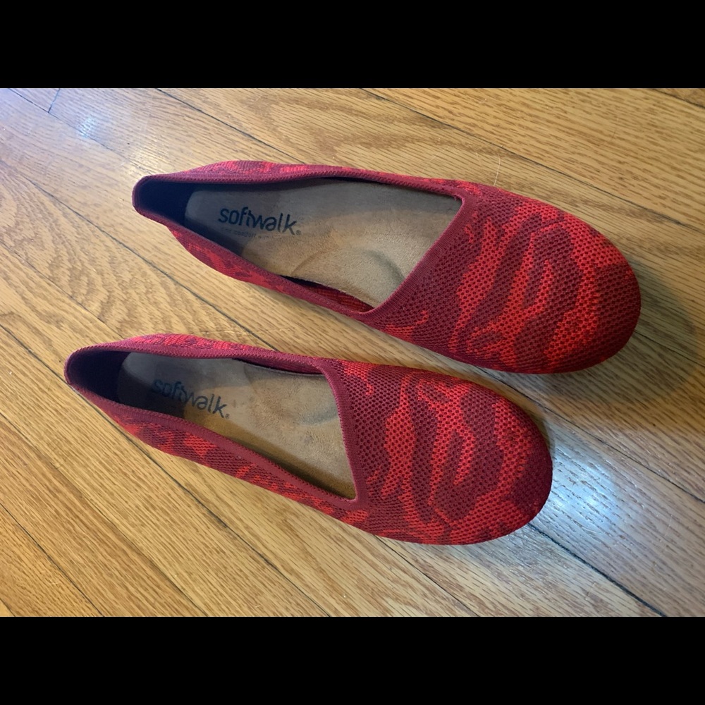Size 10 flats